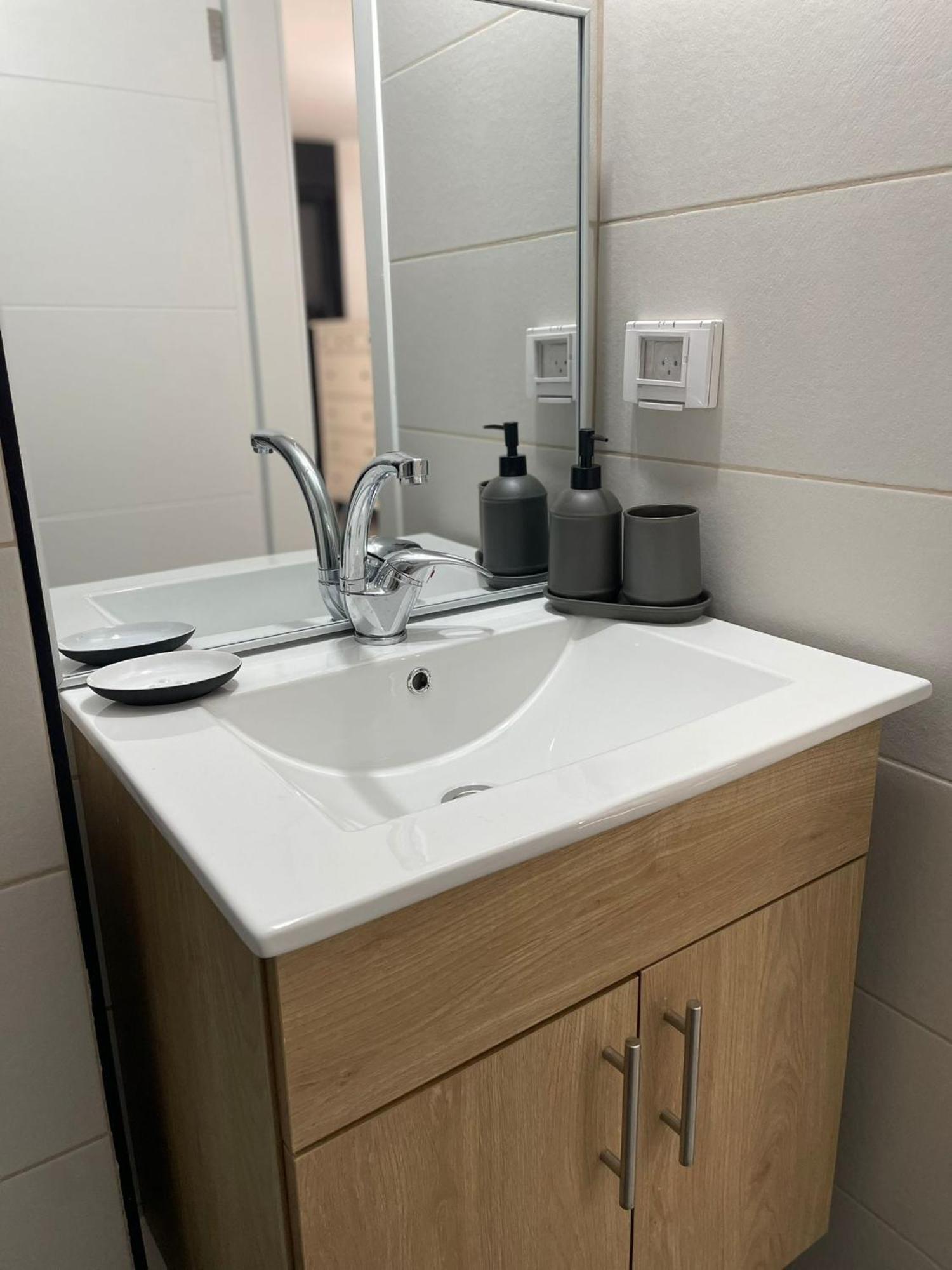 Lovely Flat In Tel Aviv 32 Apartment ภายนอก รูปภาพ